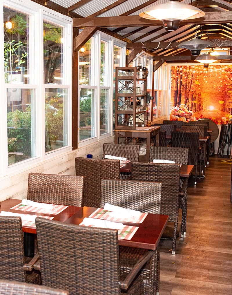 Il Violino outdoor dining interior view built by Vantage Brick